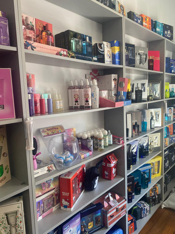 Perfumería Caprichos MC 2