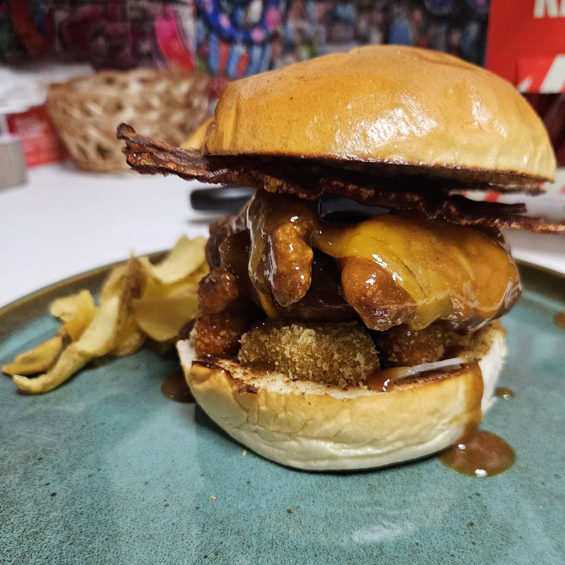 Nameless Pizzería & Burguer 8