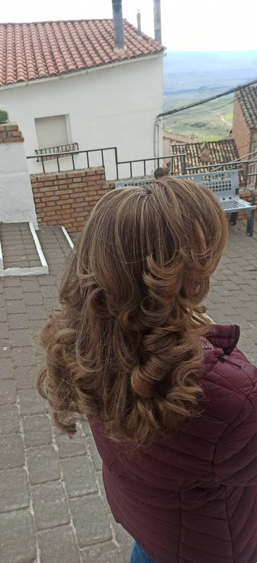 Nazaret Fernández Peluquería 8