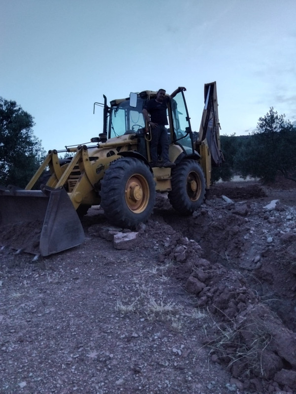 Excavaciones y Movimientos de Tierra Miguel Ángel Fernández Salmerón y otra CB 7