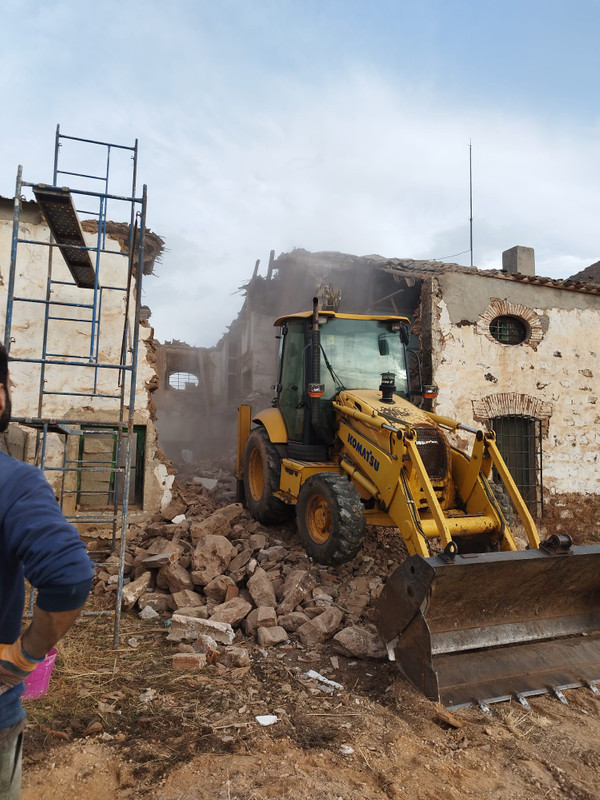 Construcciones y Derribos Pacheco 12