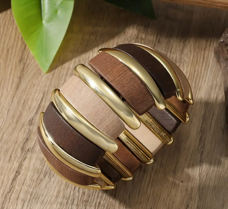 Pulsera Elástica de Madera y Metal Dorado